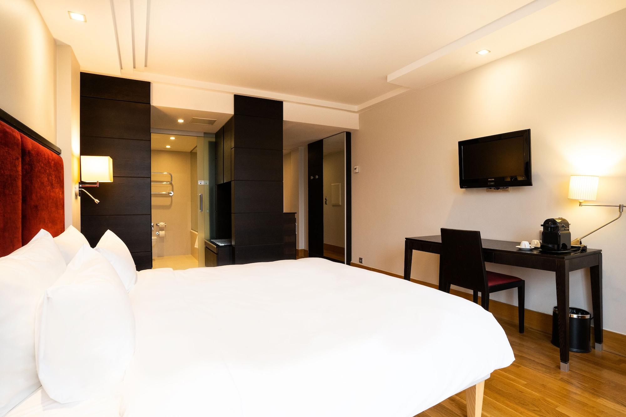 Hotel Radisson Blu Elizabete Hotel, 4*