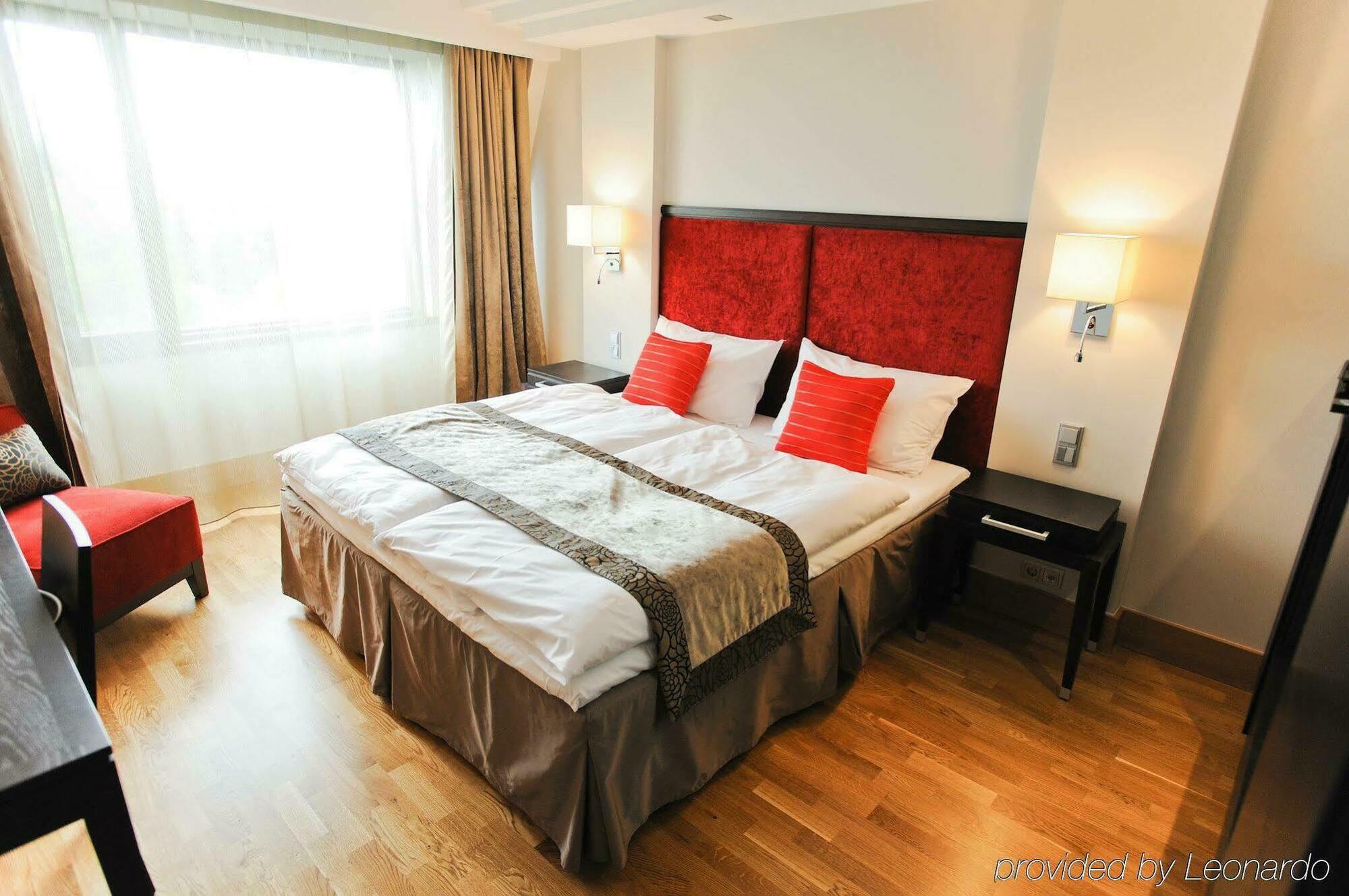 Radisson Blu Elizabete Hotel, 4* Riga